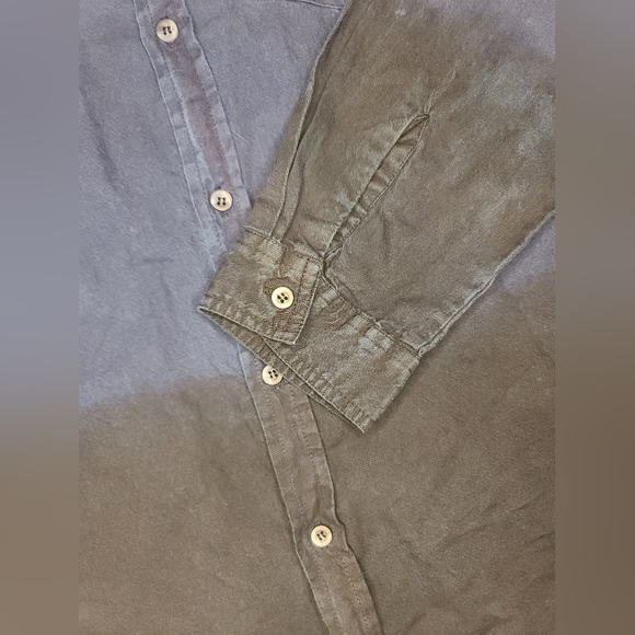 Neuw Denim material long sleeve bottom down shirt. - Picture 6 of 6